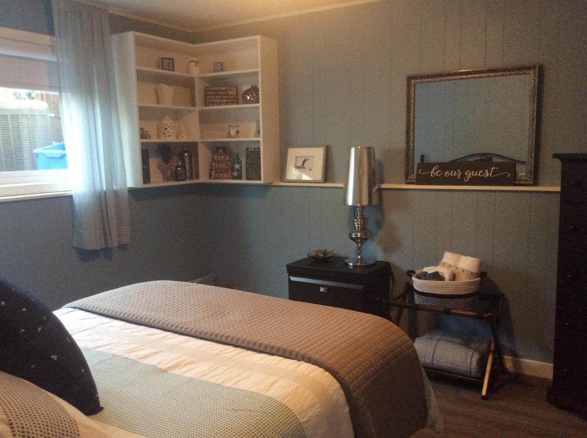 Berkie'S Bed & Breakfast Port Alberni Esterno foto