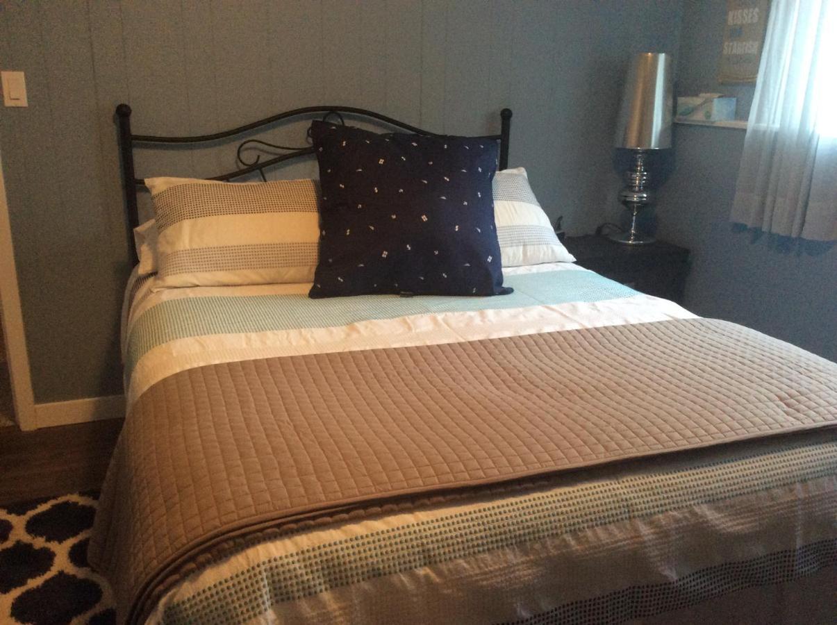 Berkie'S Bed & Breakfast Port Alberni Esterno foto